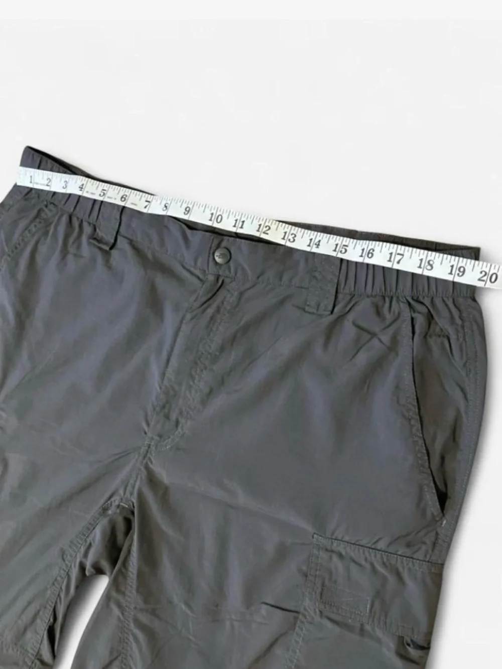 The North Face Men's Charcoal Cargo Shorts Lightweight Hiking Utility Size XL